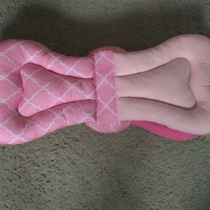 Infantino breastfeeding pillow